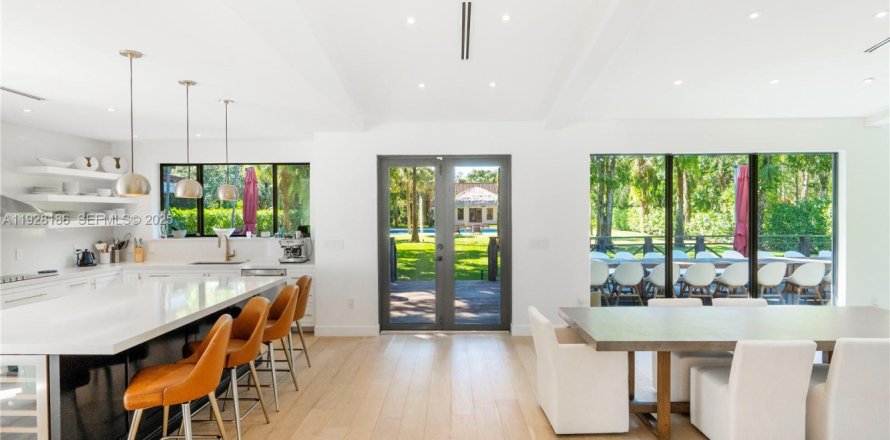 Casa en Plantation, Florida 4 dormitorios, 412.49 m2 № 1986803