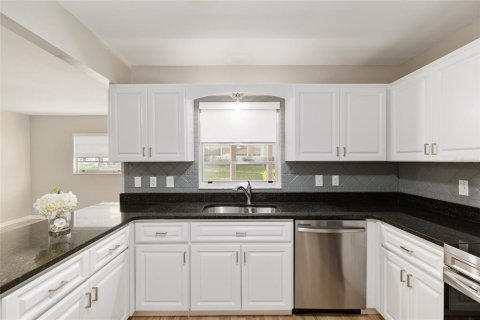 Villa ou maison à vendre à Ocala, Floride: 2 chambres, 130.9 m2 № 1719369 - photo 13