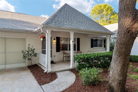 Villa ou maison à vendre à Ocala, Floride: 2 chambres, 130.9 m2 № 1719369 - photo 2