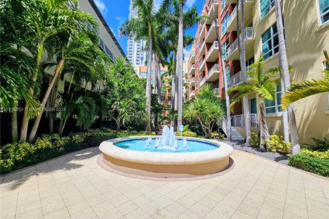 Condominio en venta en Miami, Florida, 1 dormitorio, 67.17 m2 № 1768905 - foto 20