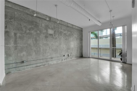 Condominio en venta en Miami, Florida, 1 dormitorio, 67.17 m2 № 1768905 - foto 7