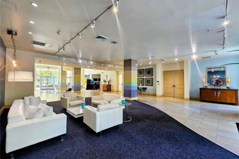 Condominio en venta en Miami, Florida, 1 dormitorio, 67.17 m2 № 1768905 - foto 21