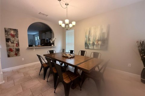 Villa ou maison à louer à Davenport, Floride: 5 chambres, 263.47 m2 № 2412685 - photo 3