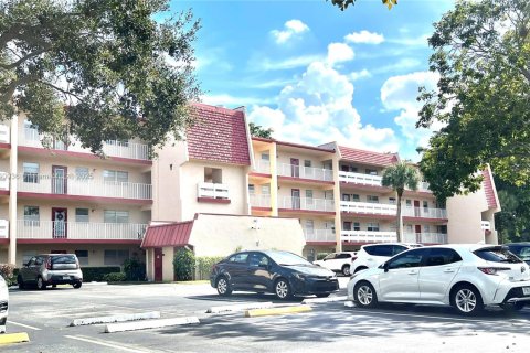 Condo in Margate, Florida, 2 bedrooms  № 1830710 - photo 13