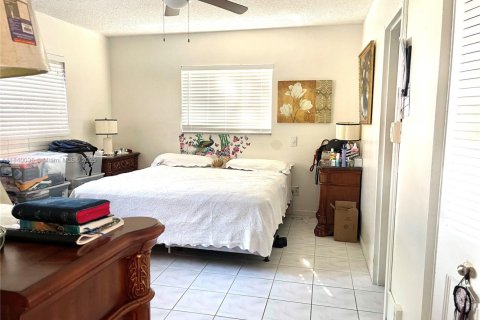 Condo in Margate, Florida, 2 bedrooms  № 1830710 - photo 8