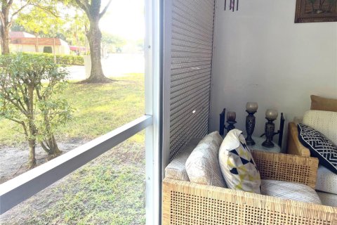 Condo in Margate, Florida, 2 bedrooms  № 1830710 - photo 6