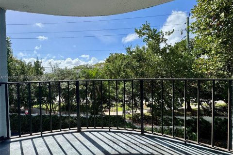 Condo in Fort Lauderdale, Florida, 2 bedrooms  № 2255150 - photo 23