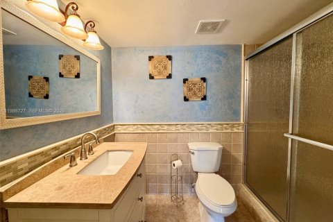 Condo in Fort Lauderdale, Florida, 2 bedrooms  № 2255150 - photo 14