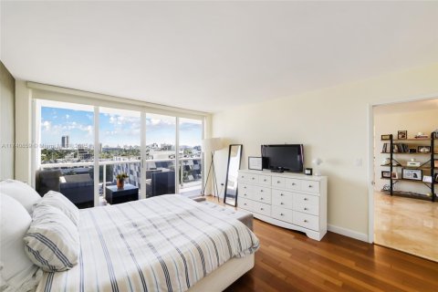 Copropriété à vendre à Miami Beach, Floride: 2 chambres, 117.99 m2 № 1812285 - photo 25