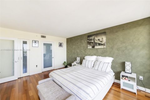 Copropriété à vendre à Miami Beach, Floride: 2 chambres, 117.99 m2 № 1812285 - photo 26
