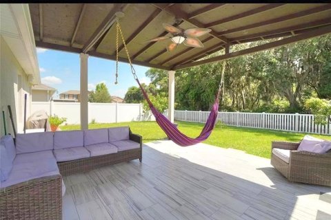 House in Kissimmee, Florida 4 bedrooms, 166.11 sq.m. № 1810987 - photo 12