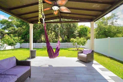 House in Kissimmee, Florida 4 bedrooms, 166.11 sq.m. № 1810987 - photo 14