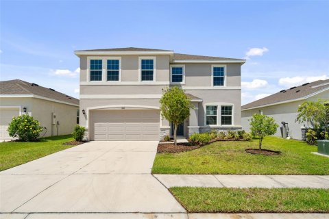 House in Bradenton, Florida 4 bedrooms, 256.04 sq.m. № 2308625