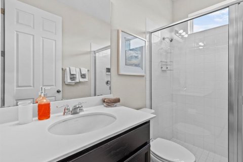 Casa en venta en Kissimmee, Florida, 7 dormitorios, 328.22 m2 № 1734018 - foto 10