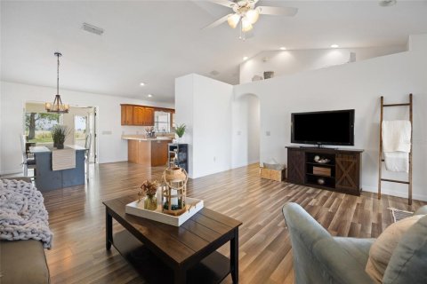 House in Ocala, Florida 4 bedrooms, 173.45 sq.m. № 1904975 - photo 6