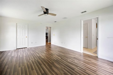 House in Ocala, Florida 4 bedrooms, 173.45 sq.m. № 1904975 - photo 14