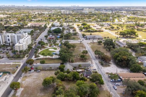 Land in Pompano Beach, Florida № 2027178 - photo 9