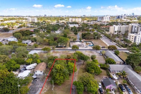 Land in Pompano Beach, Florida № 2027178 - photo 4