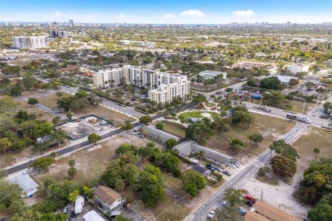 Land in Pompano Beach, Florida № 2027178 - photo 7