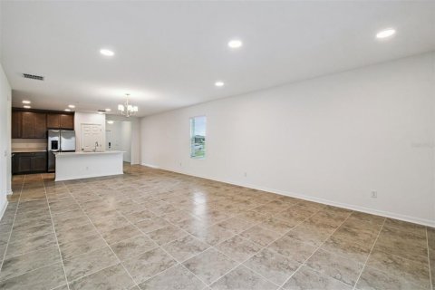 House in Hudson, Florida 4 bedrooms, 276.85 sq.m. № 1657168 - photo 9