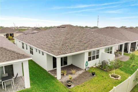 Villa ou maison à louer à Kissimmee, Floride: 2 chambres, 146.69 m2 № 2229133 - photo 3