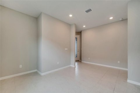 Villa ou maison à louer à Kissimmee, Floride: 2 chambres, 146.69 m2 № 2229133 - photo 10