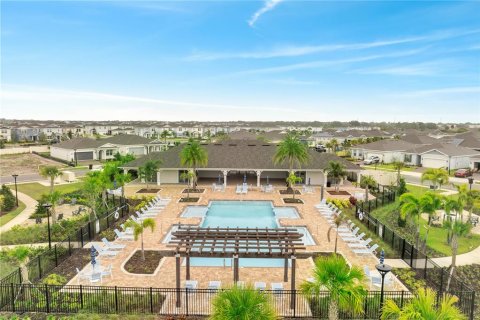 Villa ou maison à louer à Kissimmee, Floride: 2 chambres, 146.69 m2 № 2229133 - photo 5