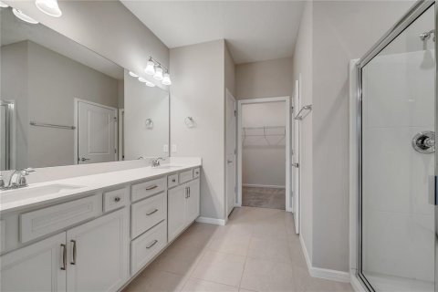 Villa ou maison à louer à Kissimmee, Floride: 2 chambres, 146.69 m2 № 2229133 - photo 23