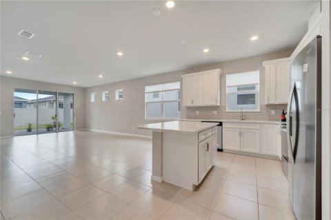 Villa ou maison à louer à Kissimmee, Floride: 2 chambres, 146.69 m2 № 2229133 - photo 18