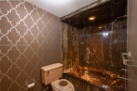 Copropriété à vendre à Aventura, Floride: 2 chambres, 198.07 m2 № 2249108 - photo 14