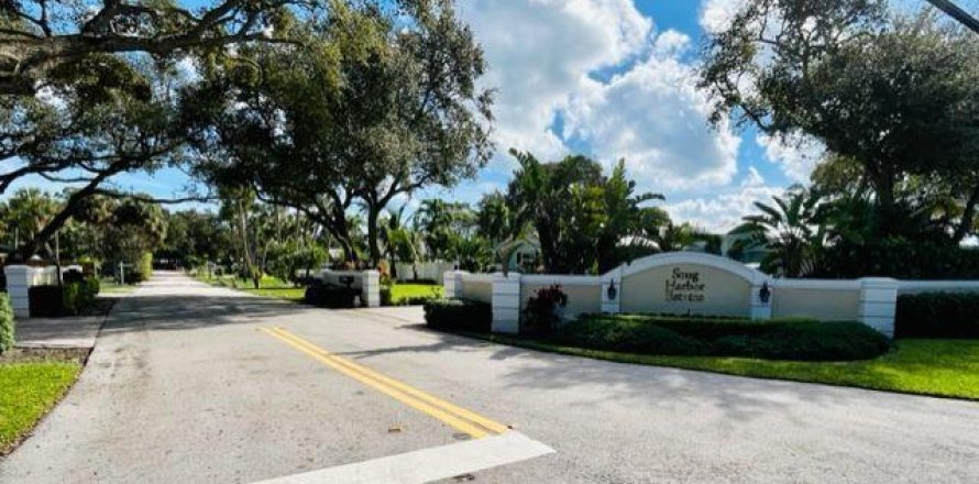 Casa en Palm Beach Gardens, Florida 3 dormitorios, 136.94 m2 № 945737