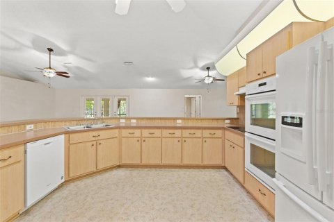 House in Brooksville, Florida 3 bedrooms, 213.49 sq.m. № 1580625 - photo 11