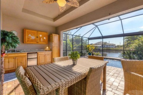 Casa en venta en Port Charlotte, Florida, 3 dormitorios, 193.14 m2 № 1601905 - foto 29