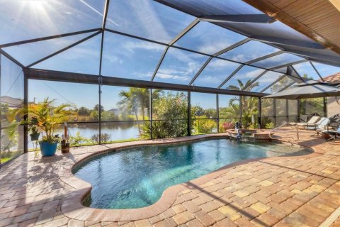 Casa en venta en Port Charlotte, Florida, 3 dormitorios, 193.14 m2 № 1601905 - foto 2