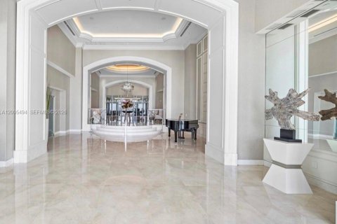 Condominio en venta en Aventura, Florida, 3 dormitorios, 304.16 m2 № 2089952 - foto 27