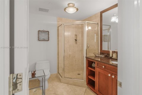 Condominio en venta en Aventura, Florida, 3 dormitorios, 304.16 m2 № 2089952 - foto 14