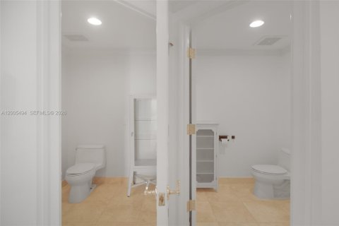 Condominio en venta en Aventura, Florida, 3 dormitorios, 304.16 m2 № 2089952 - foto 18