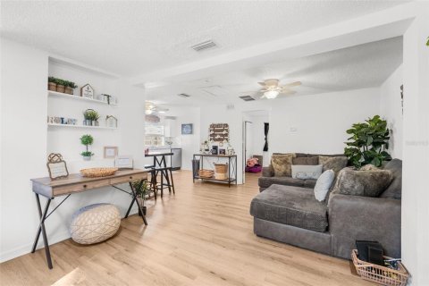 Villa ou maison à vendre à Port Richey, Floride: 2 chambres, 66.89 m2 № 1783223 - photo 7