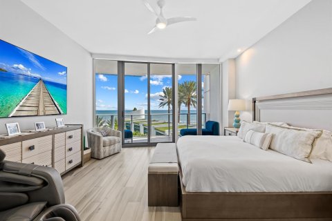 Condo in Fort Lauderdale, Florida, 4 bedrooms  № 2431496 - photo 14