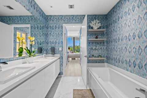 Condo in Fort Lauderdale, Florida, 4 bedrooms  № 2431496 - photo 21