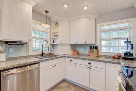 Casa en venta en Boca Raton, Florida, 4 dormitorios, 197.7 m2 № 2018139 - foto 15