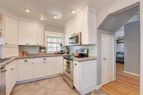 Casa en venta en Boca Raton, Florida, 4 dormitorios, 197.7 m2 № 2018139 - foto 14