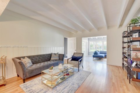 Casa en venta en Boca Raton, Florida, 4 dormitorios, 197.7 m2 № 2018139 - foto 10