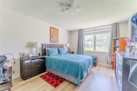 Copropriété à vendre à Pembroke Pines, Floride: 1 chambre, 74.32 m2 № 2250341 - photo 18