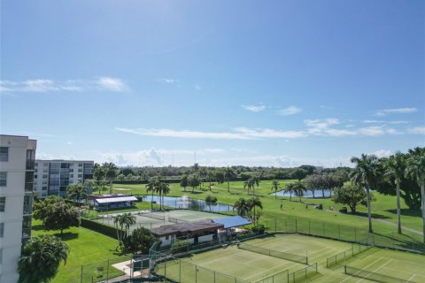 Copropriété à vendre à Pembroke Pines, Floride: 1 chambre, 74.32 m2 № 2250341 - photo 28