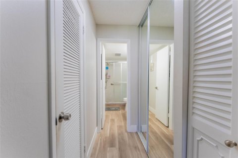 Copropriété à vendre à Pembroke Pines, Floride: 1 chambre, 74.32 m2 № 2250341 - photo 20