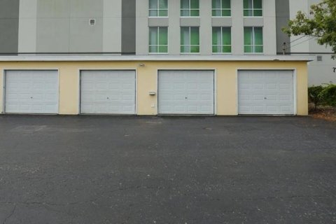 Immobilier commercial à vendre à Largo, Floride: 252.69 m2 № 1724972 - photo 8