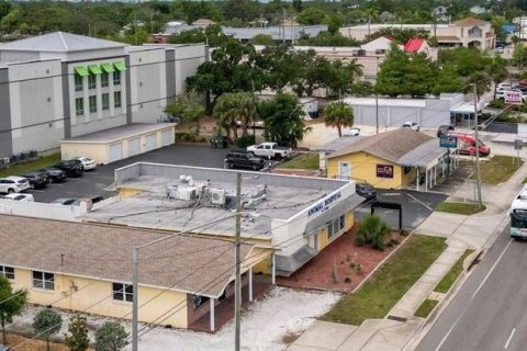 Immobilier commercial à vendre à Largo, Floride: 252.69 m2 № 1724972 - photo 3