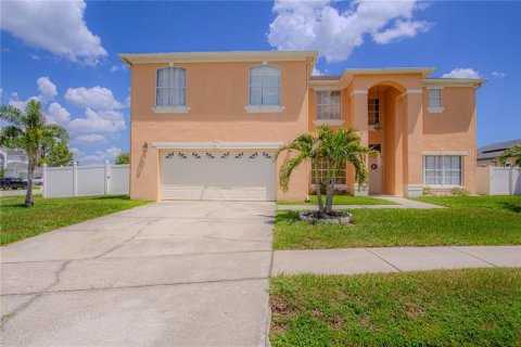Casa en venta en Kissimmee, Florida, 5 dormitorios, 258.73 m2 № 1854336 - foto 1