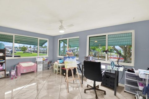Villa ou maison à vendre à Hudson, Floride: 2 chambres, 123.75 m2 № 1823333 - photo 13